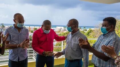 REMISE DES CLÉS DE L'ANCIENNE DDE À LA VILLE PAR L'EPF