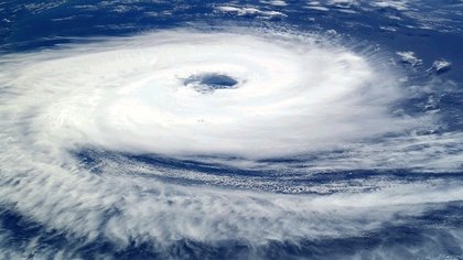 QUE DOIS-JE FAIRE AU DEBUT DE LA SAISON CYCLONIQUE ?