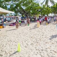 Les Olympiades des élèves de Mixte 2 sur la plage du bourg
