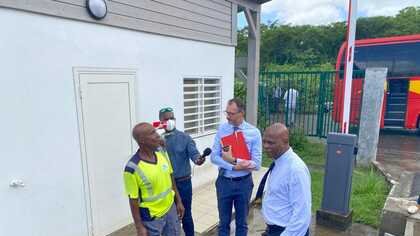 LE PREFET EN VISITE A SAINTE-ANNE