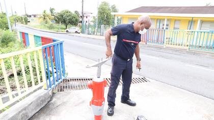 Sécurité : 7 nouveaux poteaux d'incendie remplacés à Sainte-Anne