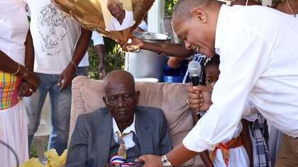 Centenaire de M.Gontran Léo GRANDMAN 