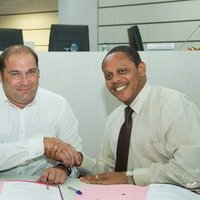 signature de la convention Pole emploi-Ville de Ste anne